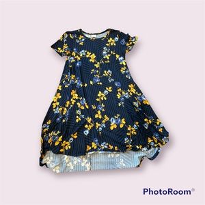 LuLaRoe Carly Dress. Size XXS (fits XXS-M). Gorgeous blues and yellows!